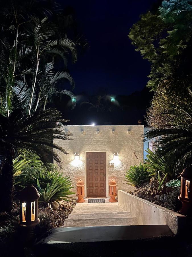 Sensom Boutique Bed And Breakfast Sapphire Beach Εξωτερικό φωτογραφία