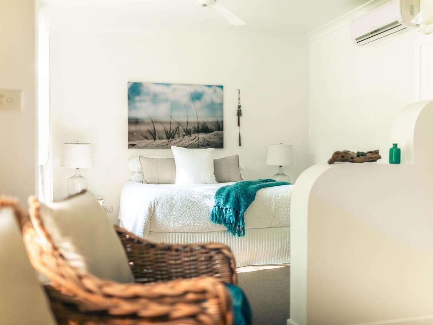 Sensom Boutique Bed And Breakfast Sapphire Beach Εξωτερικό φωτογραφία